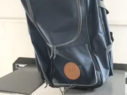 凯泽蜂巢框装进成品袋自由落体测试